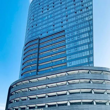 21 Floor Pool And Sauna Hanza Tower Apartment